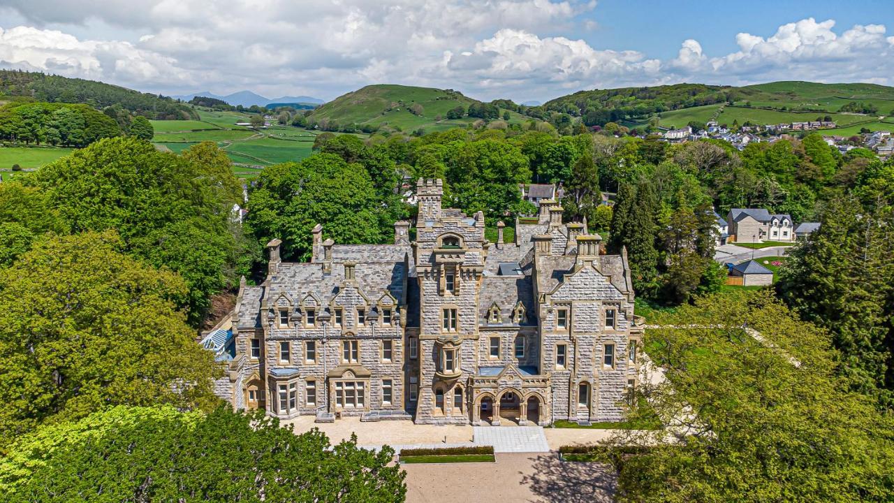 The Alfred Suite Stone Cross Mansion 울버스톤 외부 사진