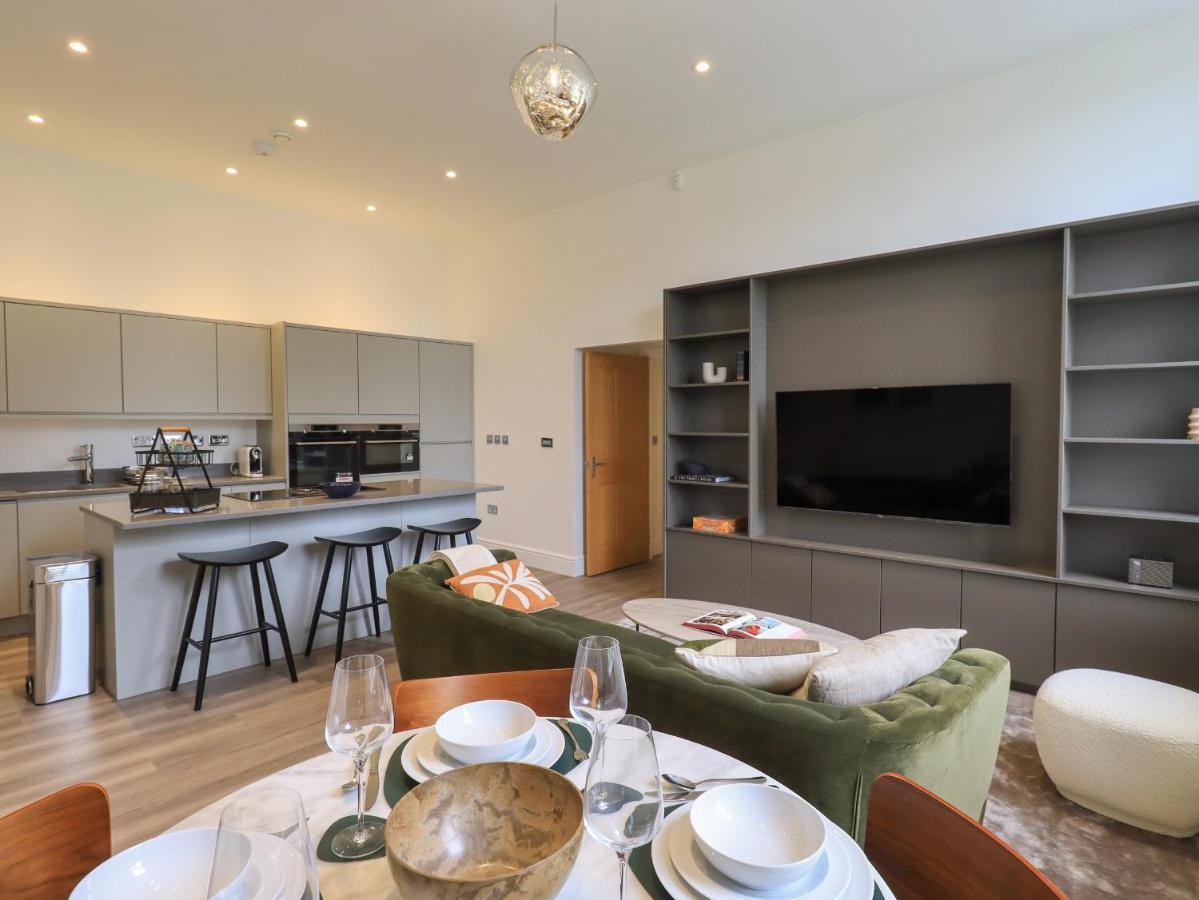 The Alfred Suite Stone Cross Mansion 울버스톤 외부 사진