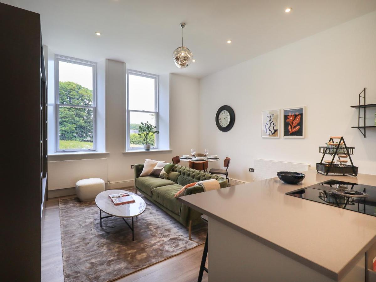 The Alfred Suite Stone Cross Mansion 울버스톤 외부 사진